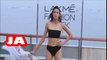 Hot Model Wardrobe Malfunction At Lakme Fashion Week