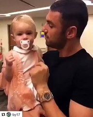 Burak Yılmaz'ın kızı baba diyor