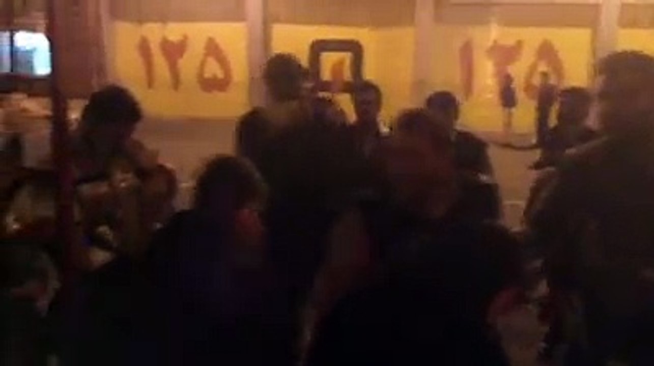 صحنه پراحساس قدردانی شهروندان از آتش نشانان فداکار
