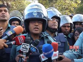 কাঁদানে গ্যাস নিক্ষেপ-বিক্ষিপ্ত সংঘর্ষে শেষ হলো হরতাল