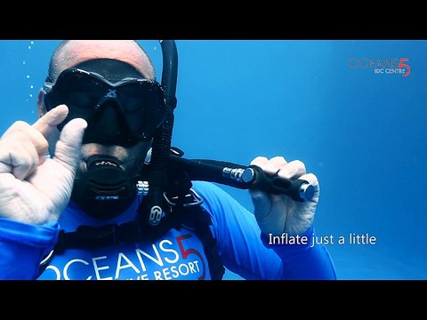 PADI IDC Gili Air in Indonesia with Oceans 5 at the Gili Islands: Hover