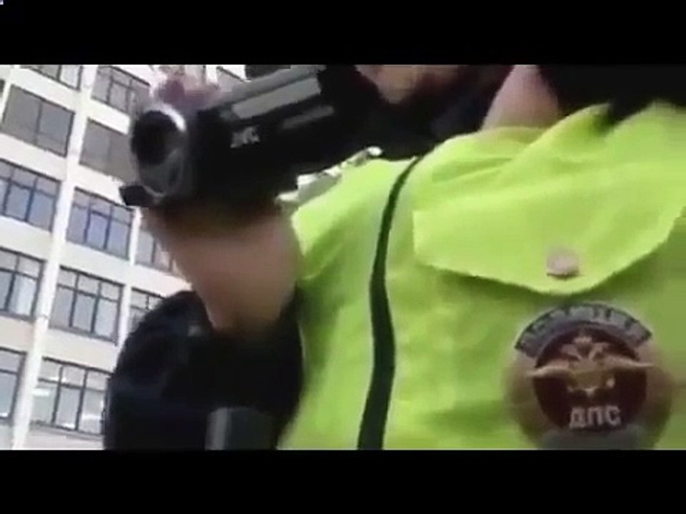 ДПСники устроили незаконный обыск машины видео 2015