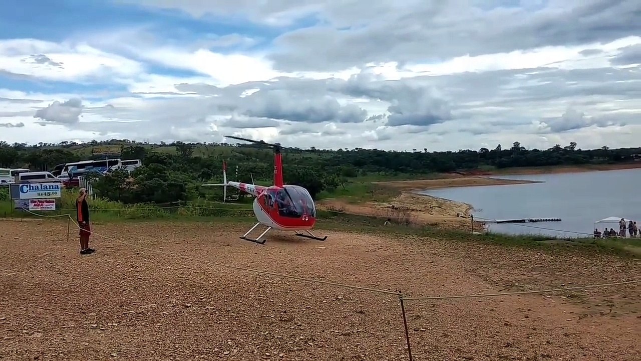 Crash d'un hélicoptère dans un fleuve
