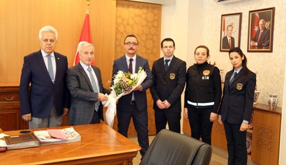 VALİ KAMÇI’YA “26 OCAK DÜNYA GÜMRÜK GÜNÜ” ZİYARETİ