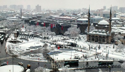 KAYSERİ  ÖZLEDİĞİ  ‘KAR’ A KAVUŞTU BEYAZ BEREKET  YÜZLERİ GÜLDÜRDÜ...