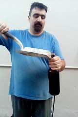 Foi abrir cerveja e olha o que deu...