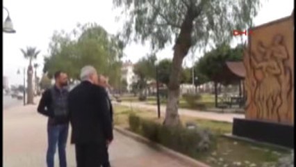 Mersin'de Madımak Şehitleri Anıtına Çirkin Saldırı