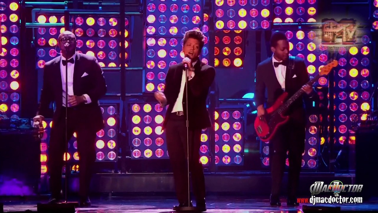 Marry Just The Way You Are (MacDoctor MV Mash)