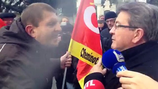 Jean-Luc Mélenchon à la rencontre des cheminots de Périgueux (Vidéo Marie Gasc)