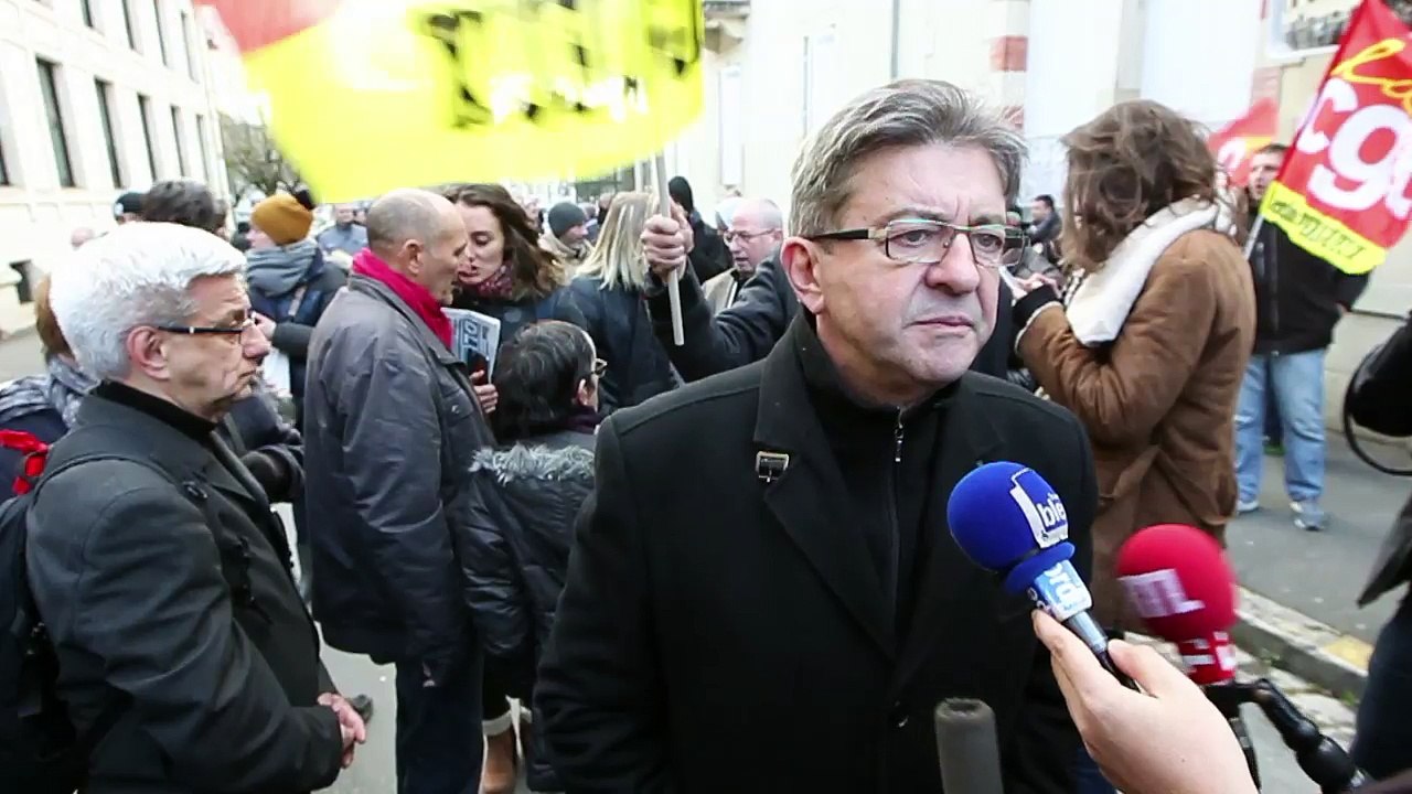 Mélenchon rencontre les cheminots en manifestation à Périgueux, jeudi 26 janvier 2017