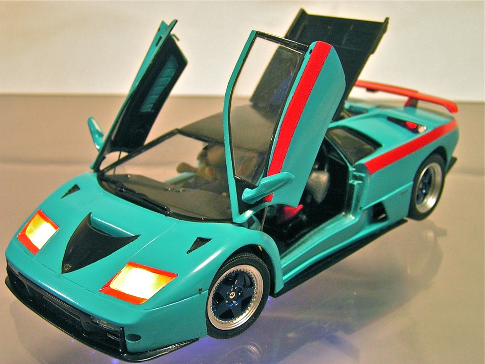 1/24 Lamborghini Diablo GT by Aoshima