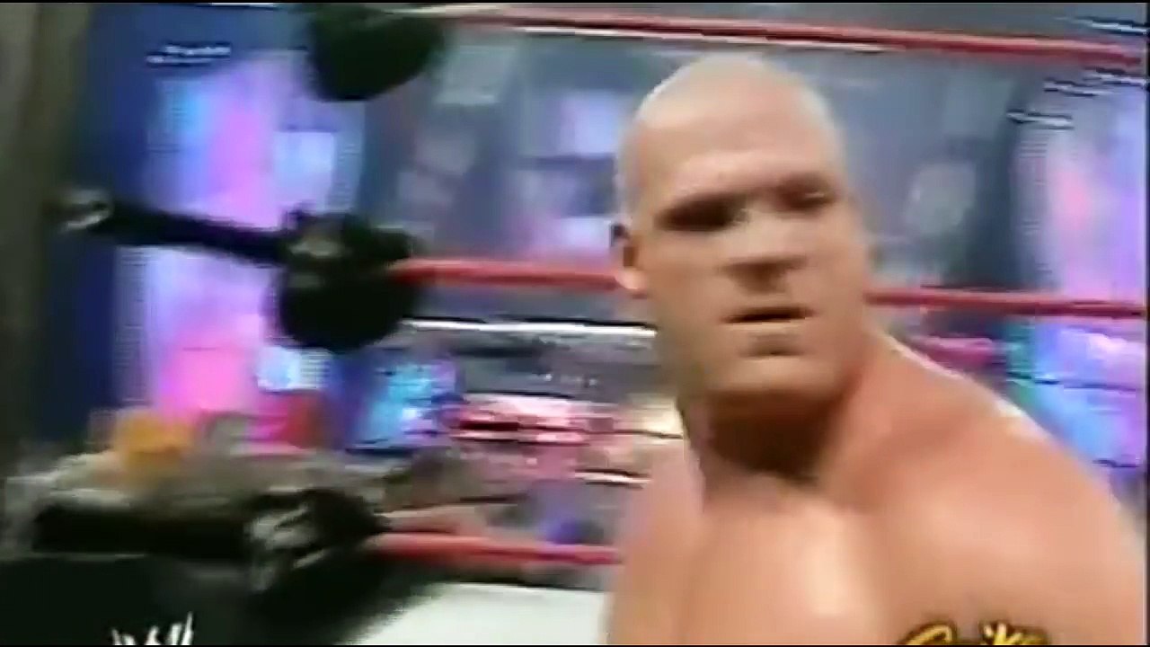 Kane & Lita 'Oh Yeah, That's The Way I Like It!!!' - WWE