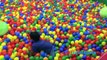 Giant Balls Pit Huge Indoor Playground Bounce House Kids Play Area Family Fun Play Center Trampoline