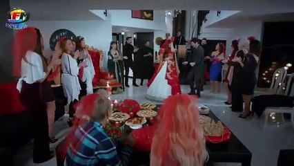 مغني مغربي خطيير يبكي و هو يؤدي هذه الاغنية أغنية صح تقيس  chonson WOOW 2017 HD