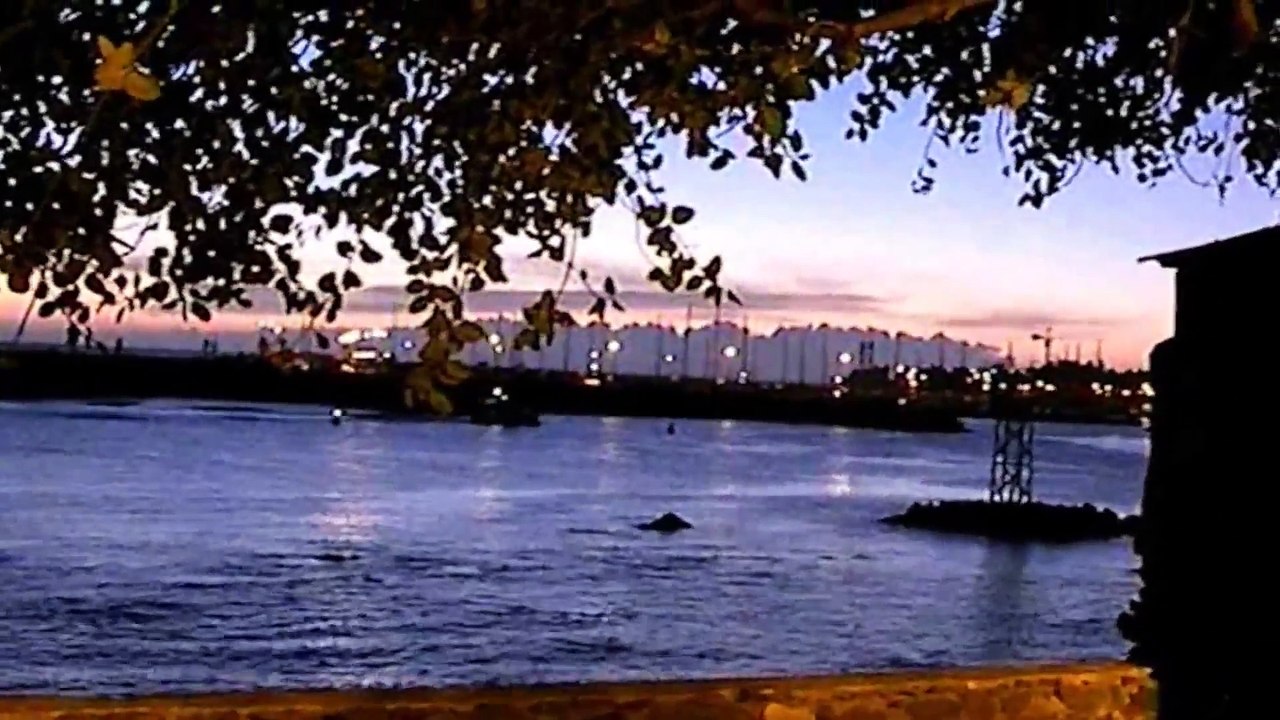 Sunset in the Reunion Island by Traveler's Step