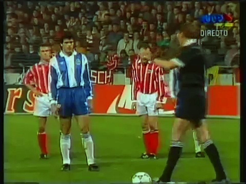 07.04.1993 - 1992-1993 UEFA Champions League Group B Matchday 5 PSV Eindhoven 0-1 FC Porto