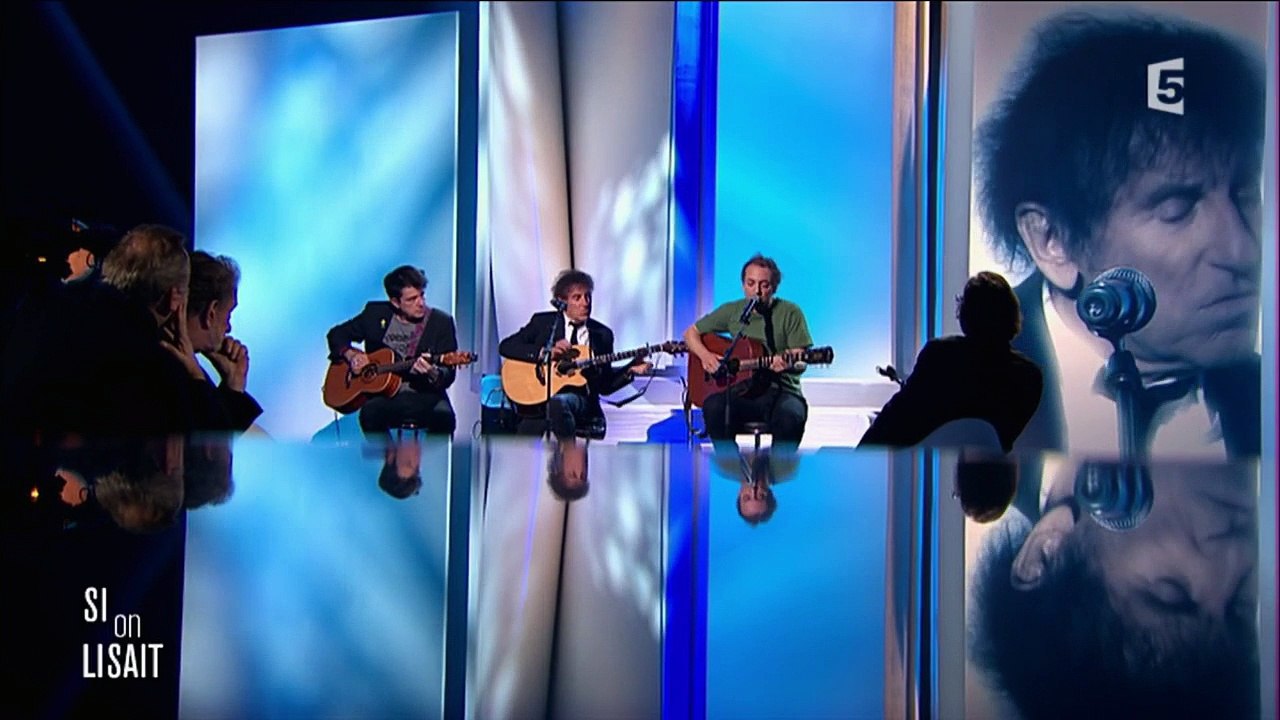 Alain Souchon et Mathieu Boogaerts chantent Trénet
