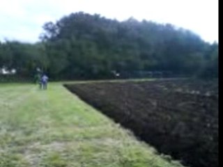 John Deere B au labour