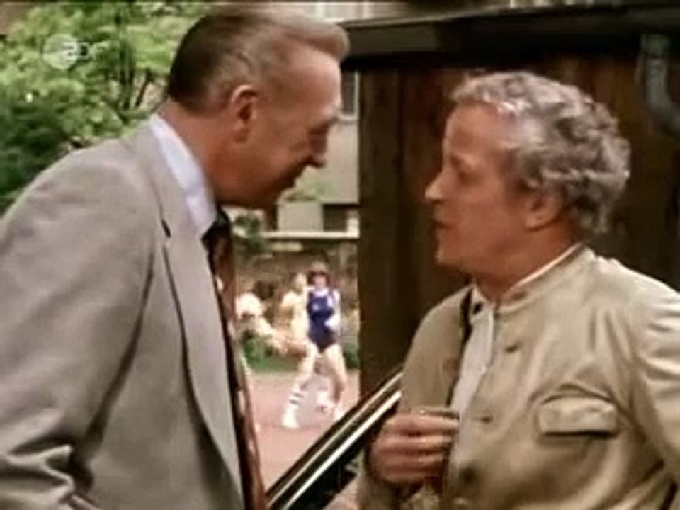 Derrick  E049 - Der Spitzel   (1978)