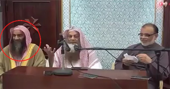Molvi Blast On Maulana Ilyaas Qadri