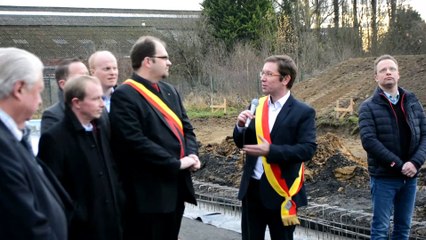 Pose de la première pierre de la crèche d’Ecaussinnes