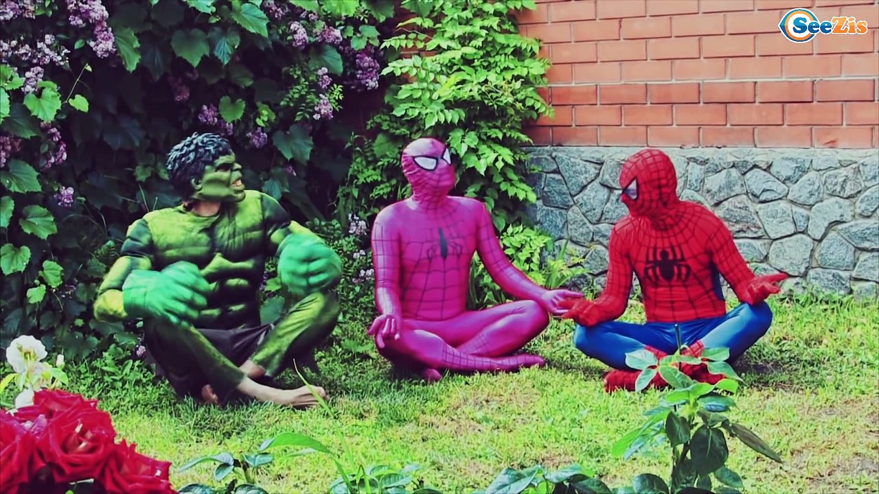 Crazy Disney Princess and Spiderman gets hurt w/ Frozen Elsa & Anna Superheroes IRL