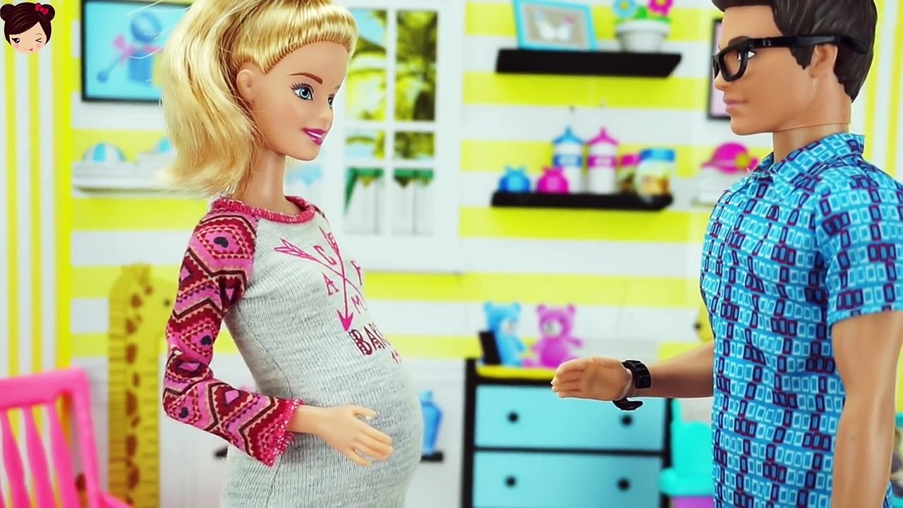 El Cuarto de la Bebe de Barbie y Ken - Guarderia de Barbie Embarazada -  video Dailymotion