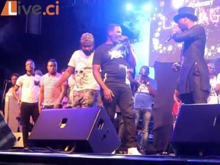 Les meilleurs zouglouphyles unis autour des patrons lors du concert