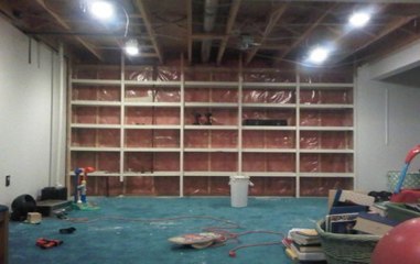 Pretvorio zapusteni podrum u kucno kino