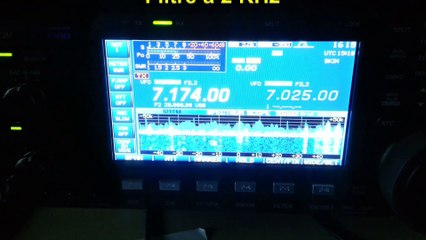 IC-7600 "Icom" et Antenne quart d'onde 7 MHz.