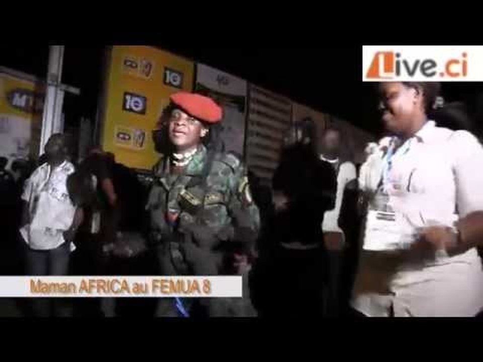 LIVE.CI / MAMAN AFRICA se fait plaisir sur le son de RAS GOODY BROWN