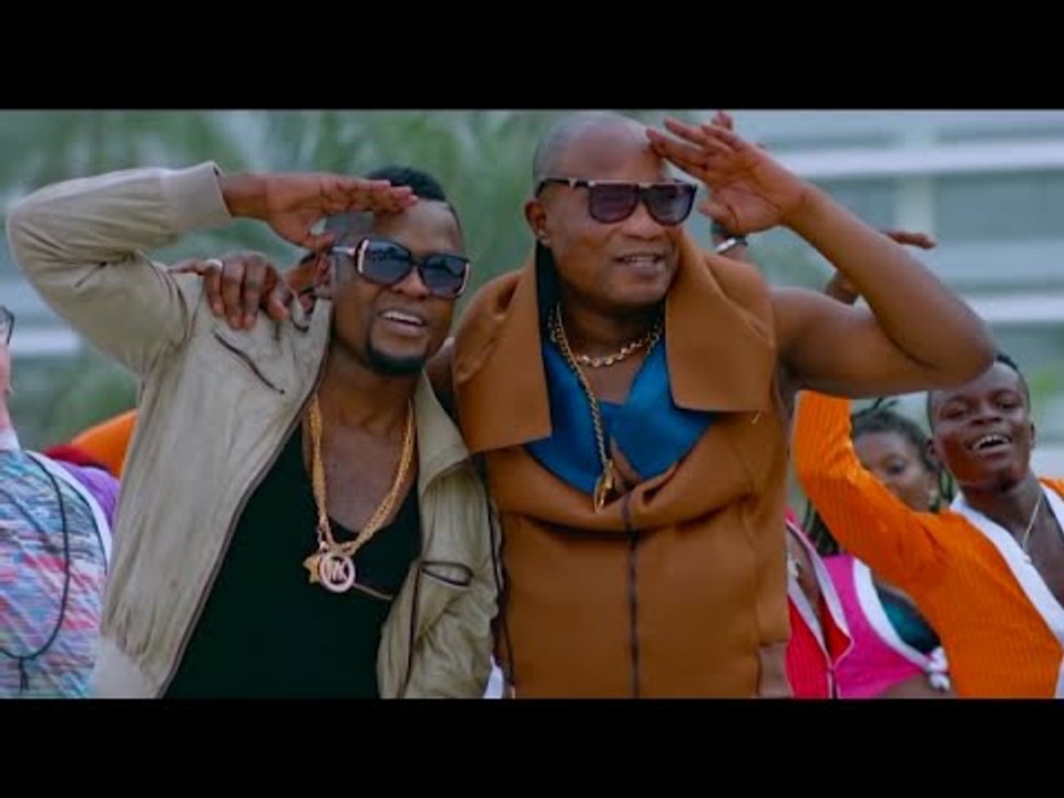 BEBI PHILIP feat KOFFI OLOMIDE - On Va Piétiner