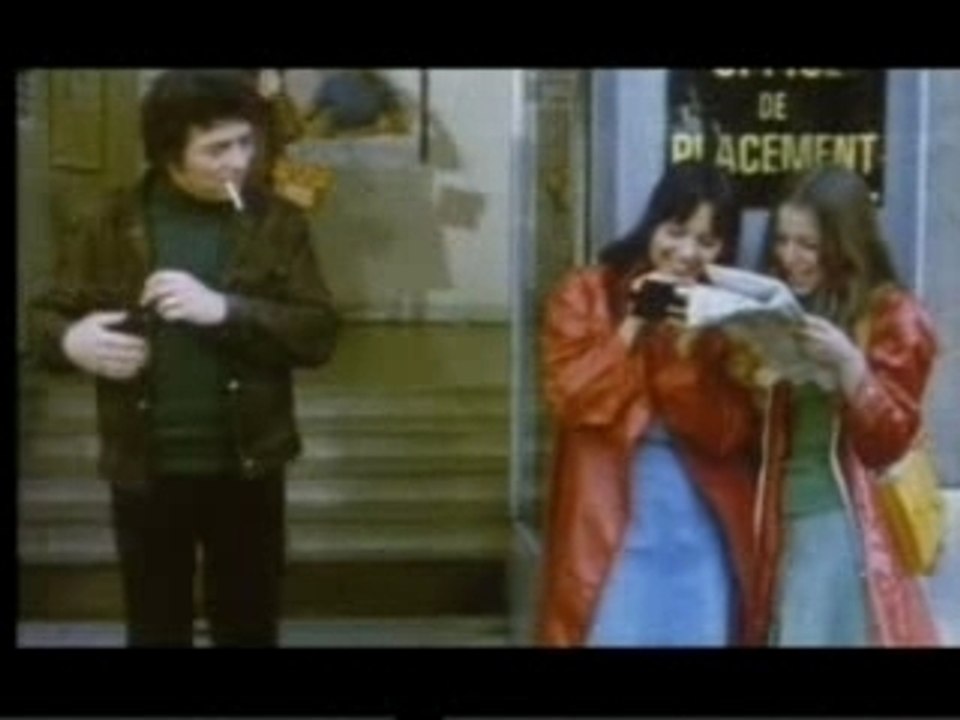 Charlie et ses deux nenettes 860