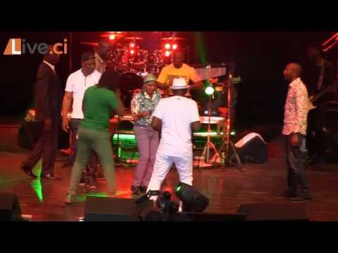 Mme Henriette Bedié libère en zouglou lors du concert de Zouglou Makers