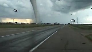 Amazing F4 Tornado