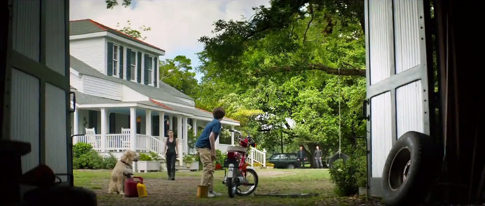 Emilia Clarke, Jai Courtney, Arnold Schwarzenegger In 'Terminator Genisys' New Trailer  celebritywire 3,928 views