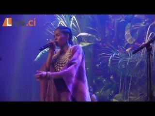 Concert de Ayo - En mode raggae murphy