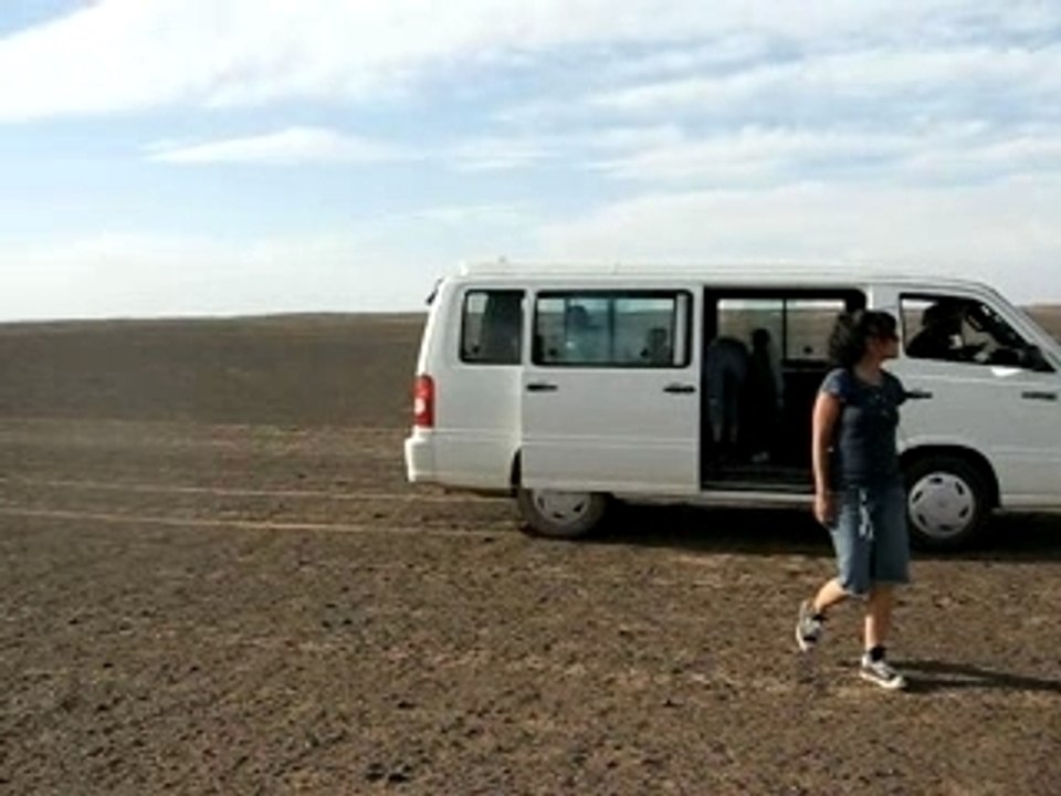 Désert noir, non loin de Merzouga, Maroc 2007