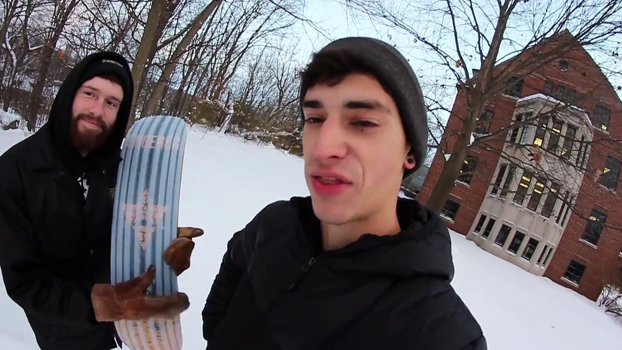 SNOWSKATE VS. SKATEBOARD