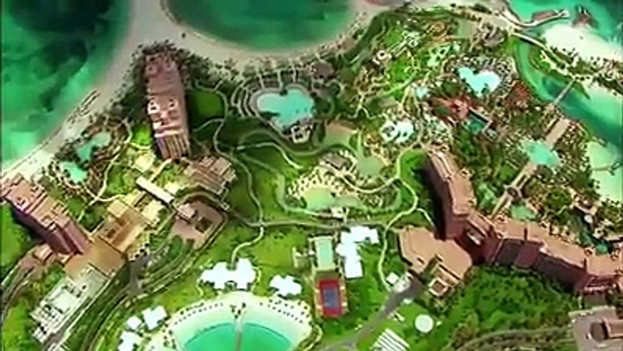 The best pools of Atlantis, Bahamas