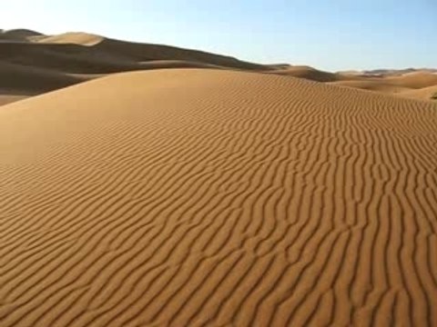 Lever de soleil sur les dunes de Merzouga, Maroc 2007