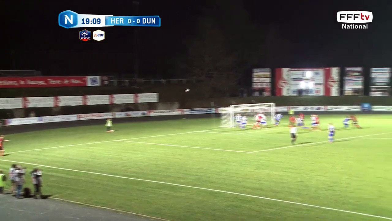 Corner, tête dangereuse d'Ismael.
