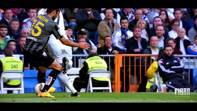 Cristiano Ronaldo vs Lionel Messi ● Ballon DOr Battle 2015 | 1080p HD