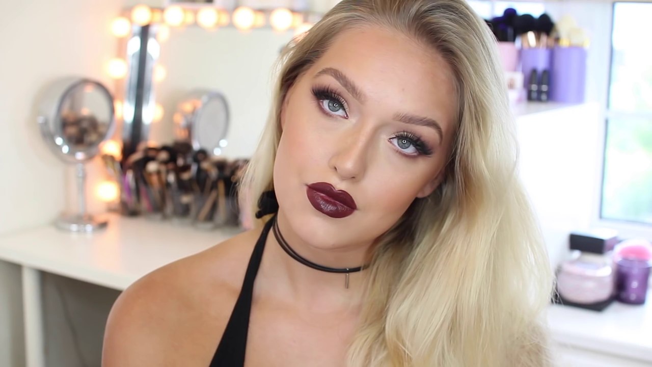 makeup-tutorial-matte-eyes-dark-lips-outfit