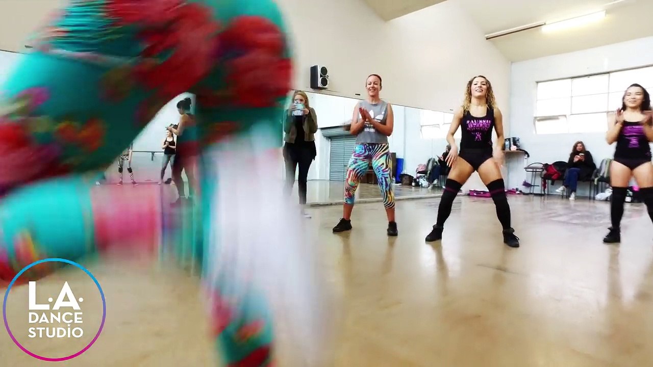 Lexy Panterra & #AussieTwerk Workshop in Australia - Twerk Lesson