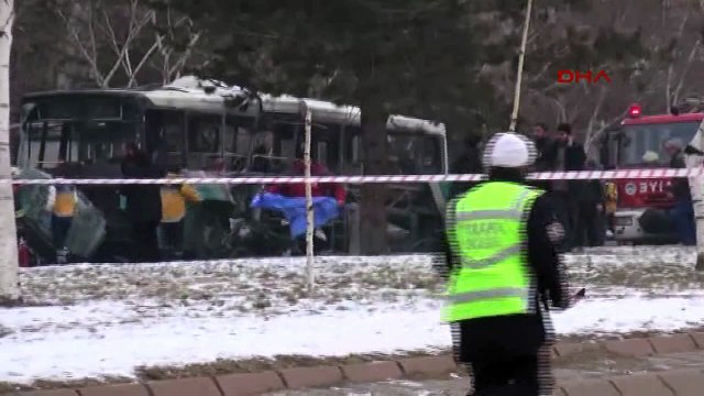 Car bombing kills 13 Turkish soldiers