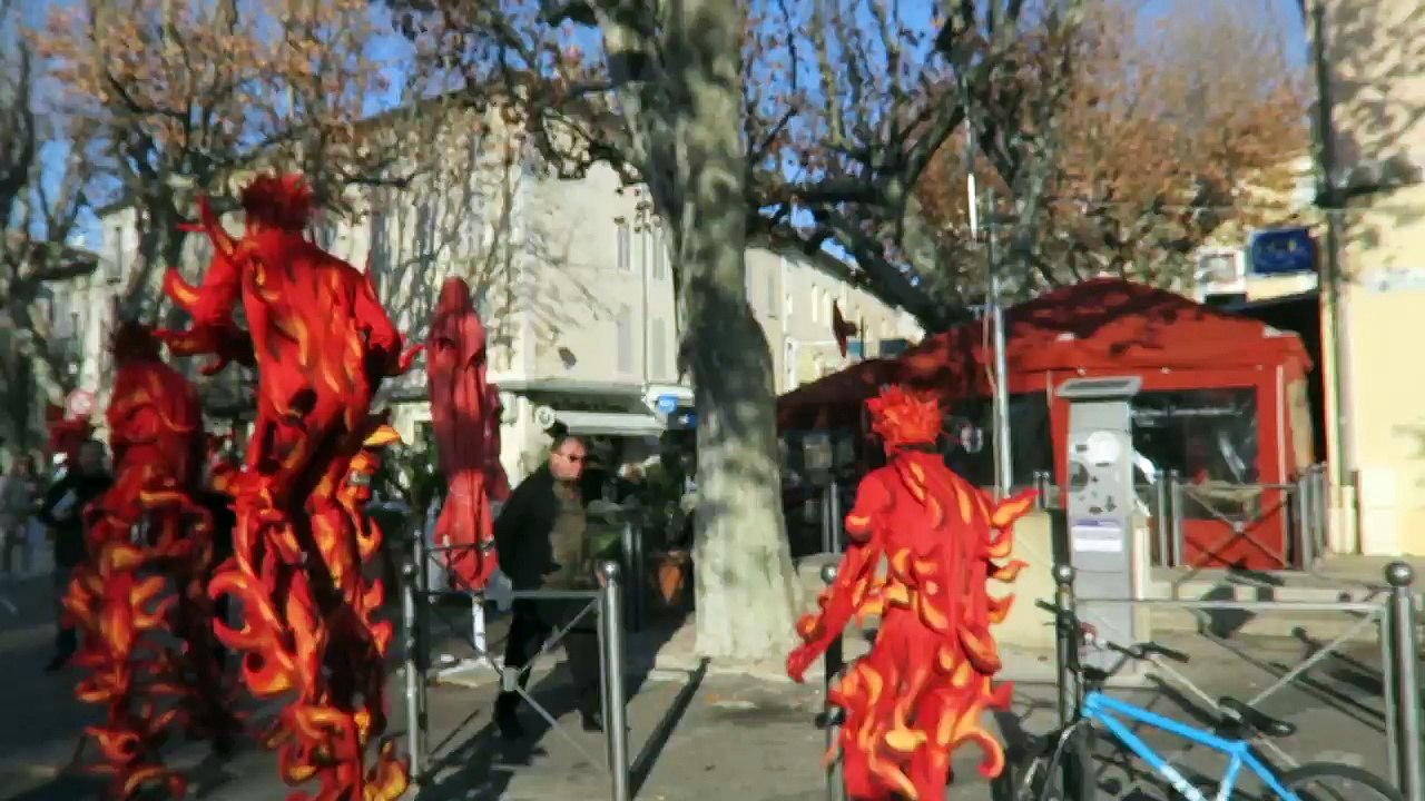 Carpentras : les Noëls insolites passent la vitesse supérieure