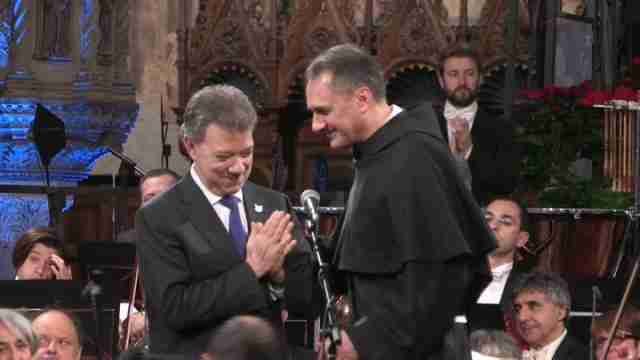 Santos recibe en Italia la Lámpara de la Paz de la Orden de San Francisco de Asís