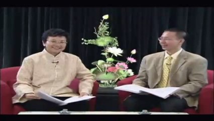 Mẹ Hiền Con Hiếu tập 1 - Cô giáo Triệu Lương Ngọc (mẫu Thân) & Giáo sư Chung Mao Sâm (con trai)