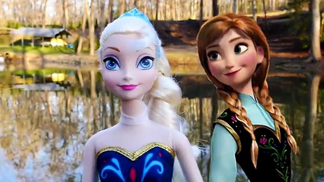 Frozen Interview with Queen Elsa! Q & A about Disney Princess Anna and More! Frozen Barbie Doll